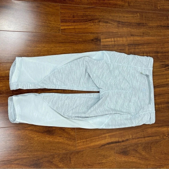 Lululemon run with the sun crops Leggings Mesh Gray Size 4 B15 - Picture 3 of 9
